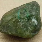 翡翠的原石,地质奇观与价值解析
